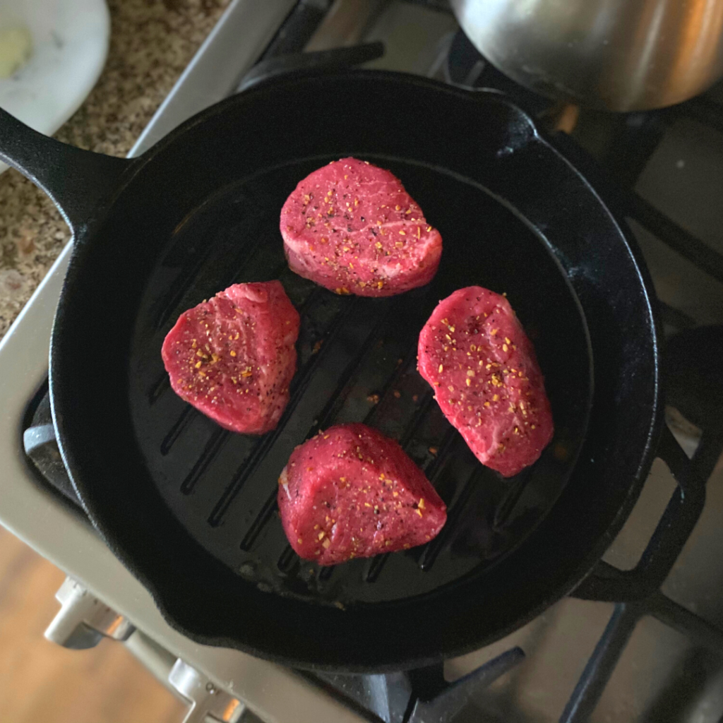 Cooking filet mignon in cast iron skillet best sale